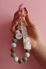 Load image into Gallery viewer, Card Grabber Key Chain