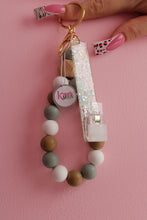 Load image into Gallery viewer, Card Grabber Key Chain